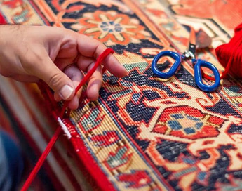 خدمات تخصصی و حرفه ای رفوی فرش در قالیشویی مهرشهر
